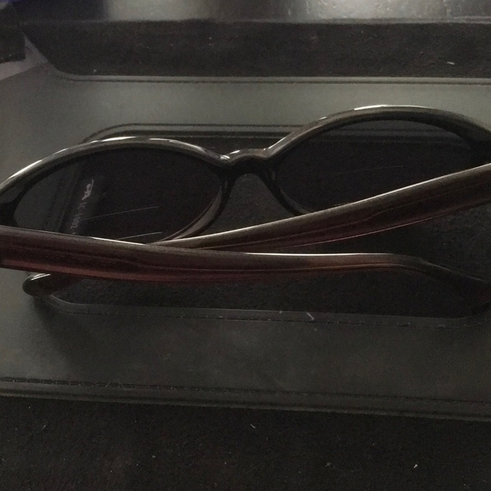 Eyewear - Picture 5 of 6